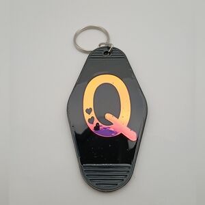 Motel Keychain Custom Retro Styled Black Holographic Letter Q Keyring Accessory